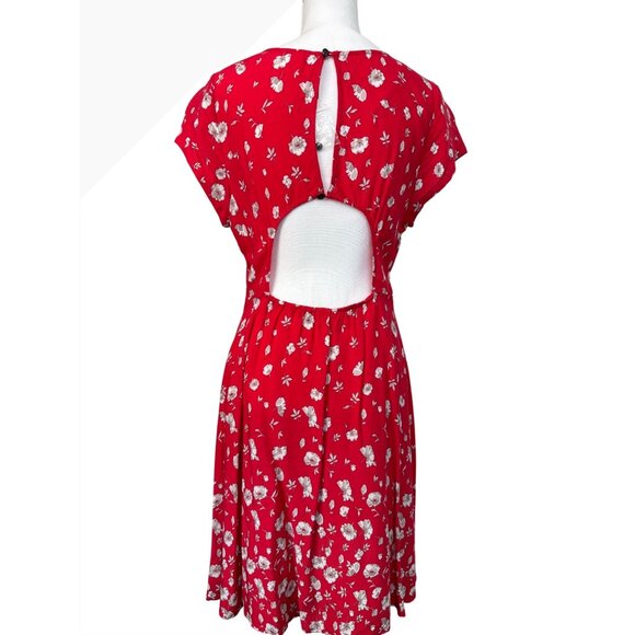 Free People Red Floral Print Keyhole Back Dinner Dress Size 10 NWT - Picture 2 of 16